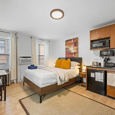 Apartment Great Location In Times Square Near Subway New York