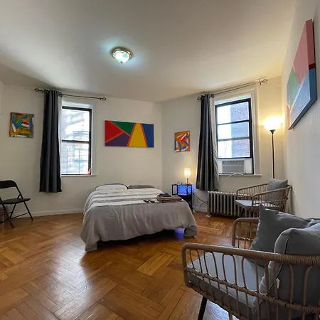 2-bedroom In The Bronx And Pet Friendly New York
