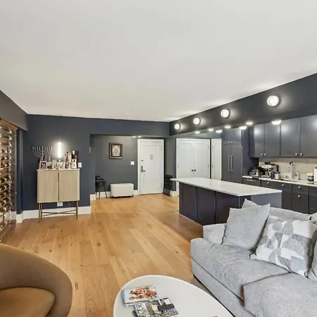 Sophisticated Corner Apartment Manhattan Apartment New York