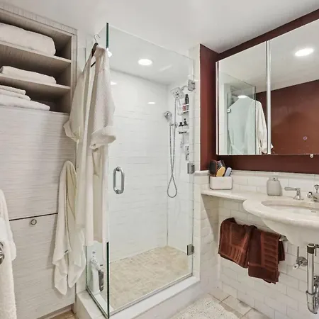 Apartment Sophisticated Corner Apartment Manhattan New York