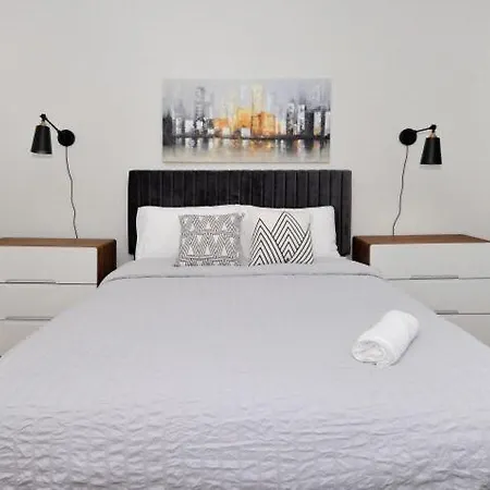 The Lexy Viii Vibe 8645 Apartment *