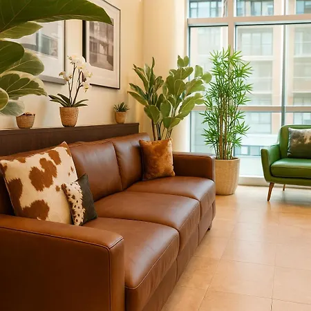 Lic Manhattan View Hotel 3*