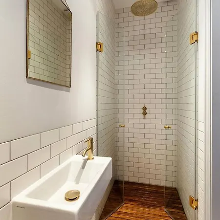Cozy In Chelsea Apartment *