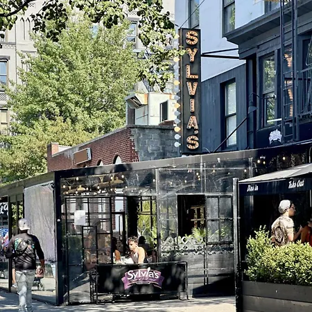 Nyc Townhouse Hotel