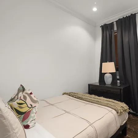 Explore Nyc! Cozy 2br In Prime Location Apartment
