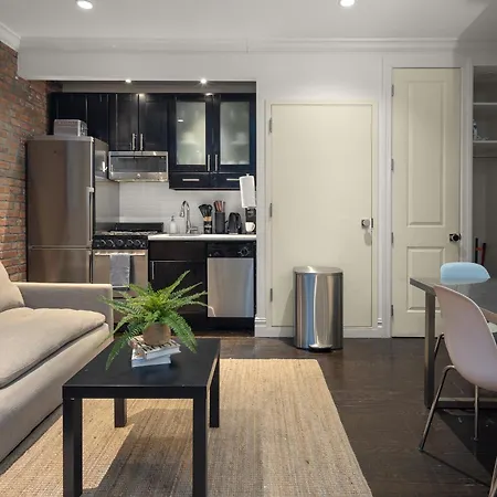 Apartment Explore Nyc! Cozy 2br In Prime Location *