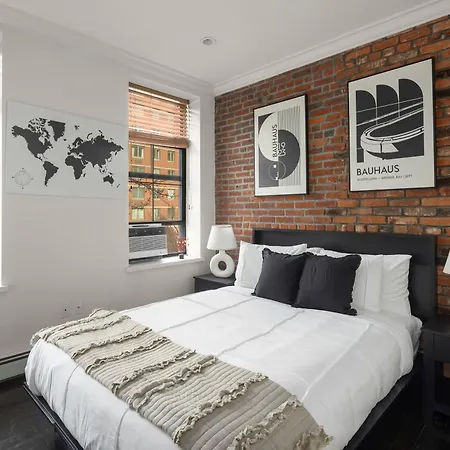 Rustic Nyc In Trendy Hudson Yard * New York