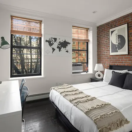 Apartment Rustic Nyc In Trendy Hudson Yard