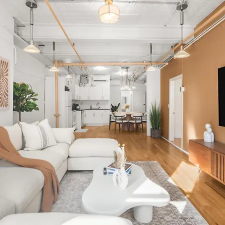 Beautifully Designed 3 Bdr In Dumbo Nyc * New York