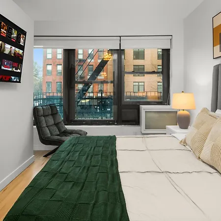 Stylish 2br In The Heart Of East Village * New York