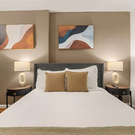 East Village Manhattan 3br For Life Apartment
