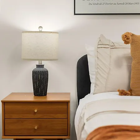 East Village Manhattan 3br For Life *