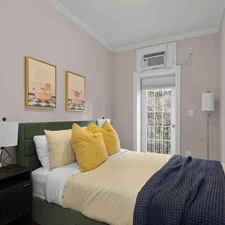 Spacious Midtown Retreat 2br Nyc Haven Near Landmarks * New York