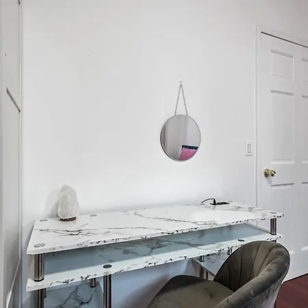 Hotel Monthly Lower East Side Two Bedroom 4*