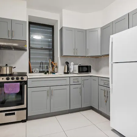 Monthly Lower East Side Two Bedroom