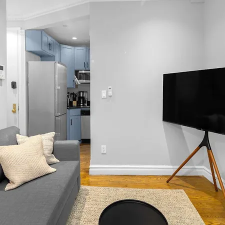 Apartment Modern Manhattan In Prime Spot