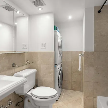 Apartment Stylish Nyc Retreat Near Attractions