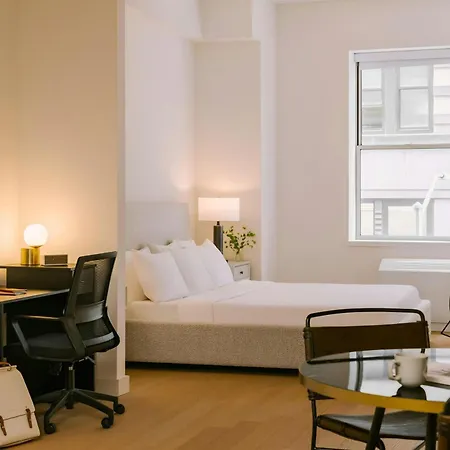 Nester Finn Financial District 4*