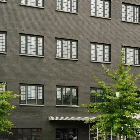 Hotel The Industrialist Brooklyn New York