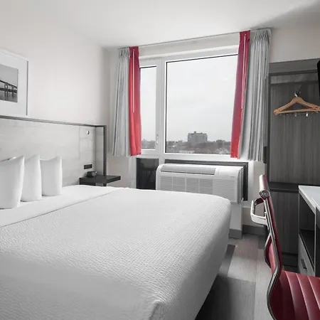 Ramada By Wyndham Brooklyn Near Flatbush Hotel 3*