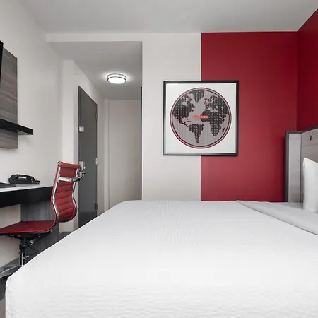 Ramada By Wyndham Brooklyn Near Flatbush Hotel