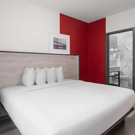 Ramada By Wyndham Brooklyn Near Flatbush Hotel