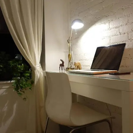 Sunny Chelsea Getaway Apartment New York