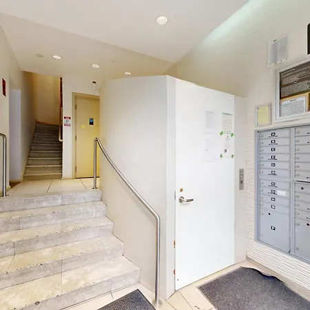 3br Two Blocks To Park Elevator, Laundry, Virtual Doorman Apartment