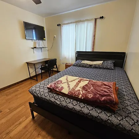 Mukbul & Nesa Llc Apartment *