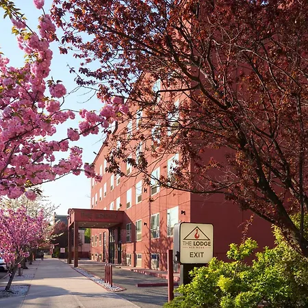 The Red Hook Hotel 3*