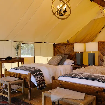 Hotel Collective Retreats Governors Island