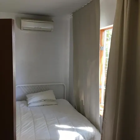Brooklyn Location Apartment