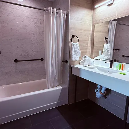 Hotel Bkway Brooklyn 3*