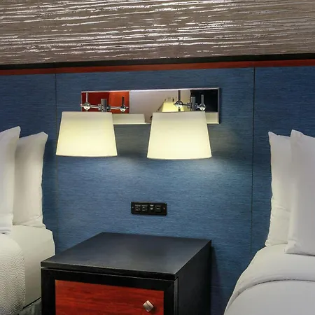 Fairfield By Marriott Manhattan Times Square Hotel 4*