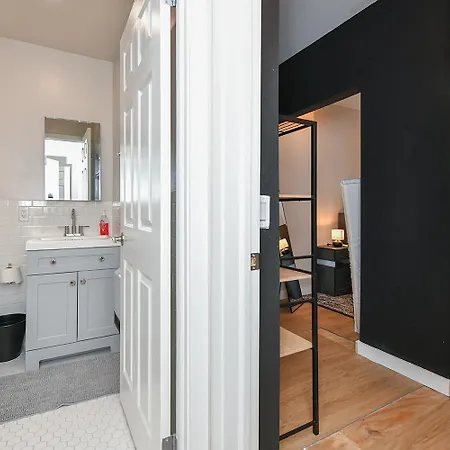 Luxury Five Br Chic Duplex In The Heart Of Soho Apartment