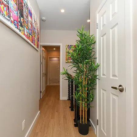 Luxury Five Br Chic Duplex In The Heart Of Soho *