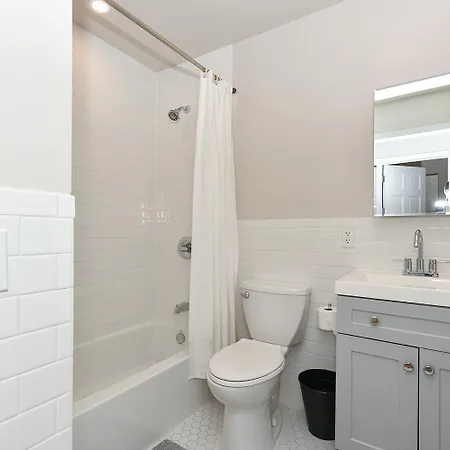 Luxury Five Br Chic Duplex In The Heart Of Soho Apartment *