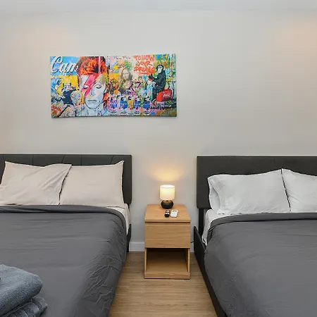 Luxury Five Br Chic Duplex In The Heart Of Soho *