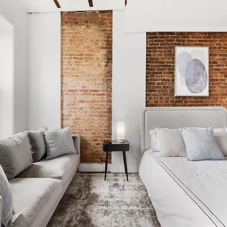 Apartment Chic In The Heart Of Brooklyn New York