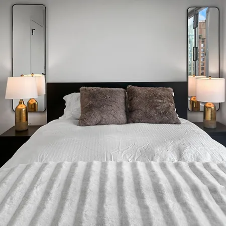 Nyc 5th Ave Park Penthouse Balcony 3bedroom Oasis Apartment *