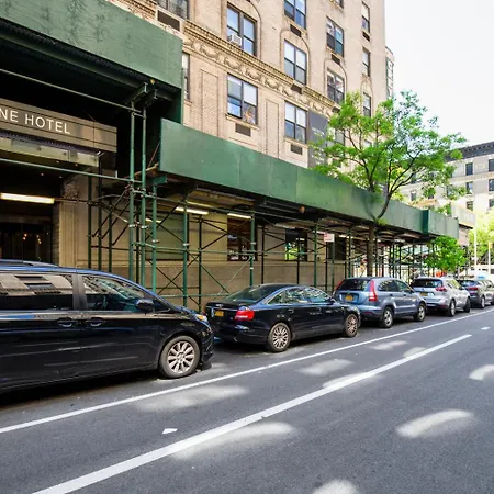 Uws 1br W Gym Doorman Nr Park Nyc-1100 * New York