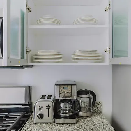 Blueground Hells Kitchen Rooftop Nr Park Nyc-1597 Apartment *