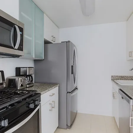 Blueground Hells Kitchen Rooftop Nr Park Nyc-1597 Apartment *