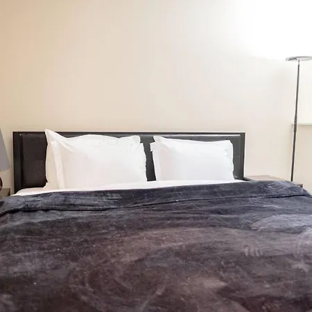 Apartment Spacious 4br 2ba Duplex With Private Patio Wd