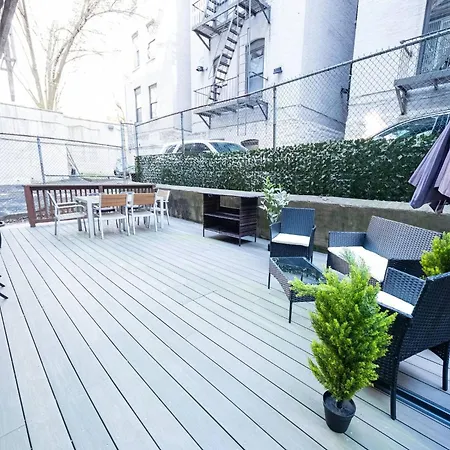 Apartment Spacious 4br 2ba Duplex With Private Patio Wd *