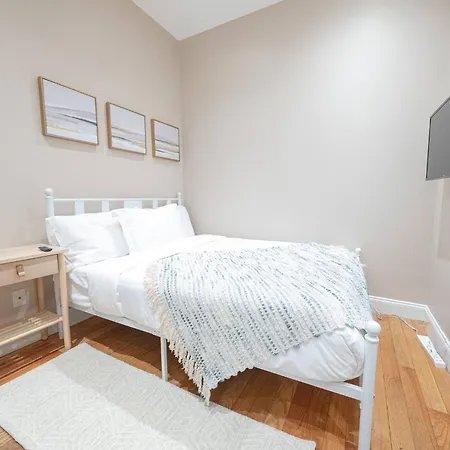 Spacious 4br 2ba Duplex With Private Patio Wd New York