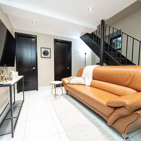 Spacious 4br 2ba Duplex With Private Patio Wd Apartment New York