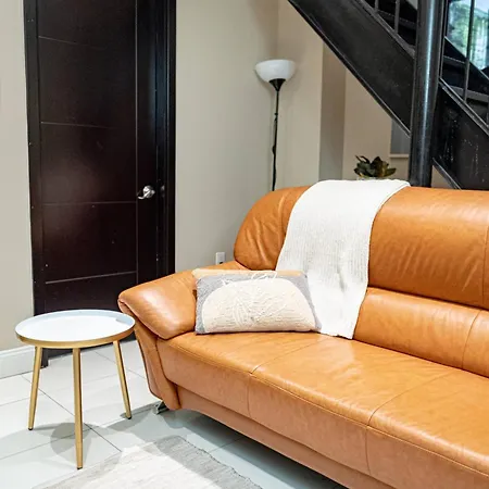 Apartment Spacious 4br 2ba Duplex With Private Patio Wd *
