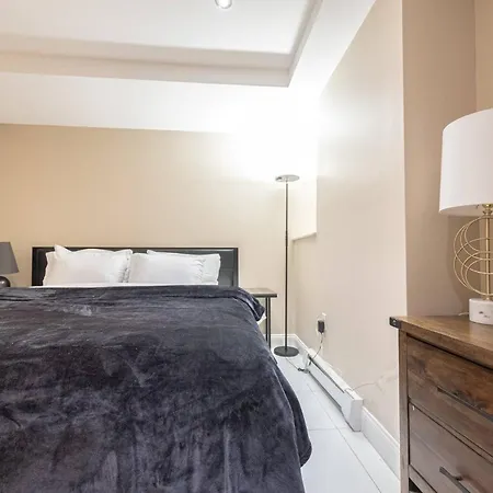 Apartment Spacious 4br 2ba Duplex With Private Patio Wd New York