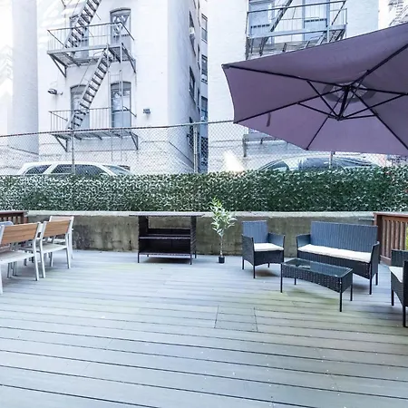 Spacious 4br 2ba Duplex With Private Patio Wd * New York
